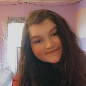 Meet your Posher, Alana